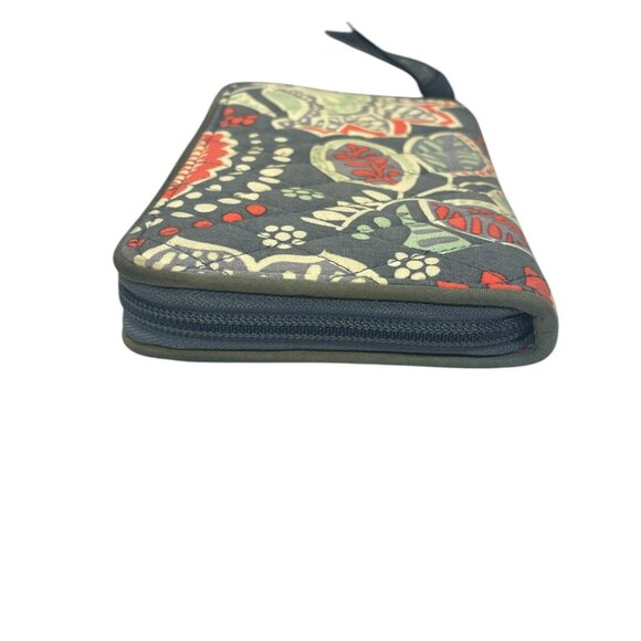 Vera Bradley Zip Around Clutch Wallet - Retired Nomadic Floral - Picture 7 of 10